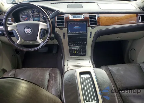 2014 Cadillac Escalade Platinum z USA, uszkodzony, nr VIN 1GYS4DEF9ER240789